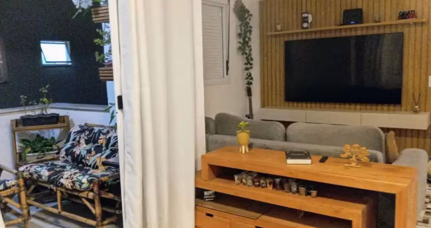 O apartamento possui 3 dormitórios porem esta sala estendida, 2 banheiros, uma vaga de garagem e 70 m², com elevador. é uma oportunidade que equilibra espaço, localização e qualidade de vida