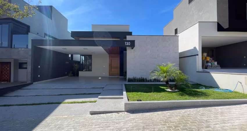 Casa em condômino