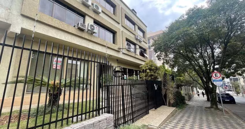 Conjunto para alugar por R$ 7.500/mês - São Francisco