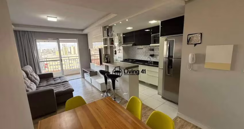 Apartamento para alugar na Rua Visconde do Serro Frio, 46, Novo Mundo, Curitiba