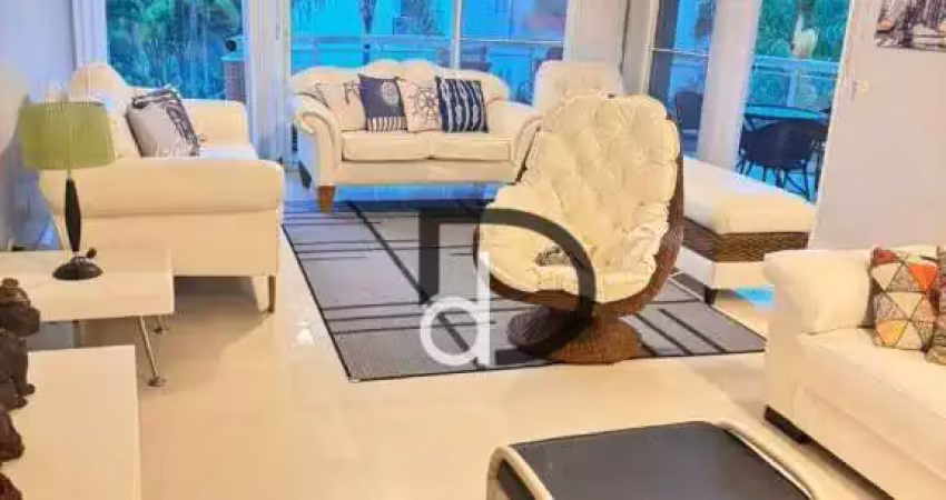 Apartamento amplo, bem decorado e projetado !