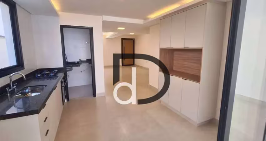 Excelente casa de dois andares bem próximo da praia.