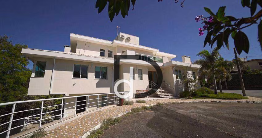 Casa de Condomínio com 4 suites à Venda ou locação em Itatiba SP