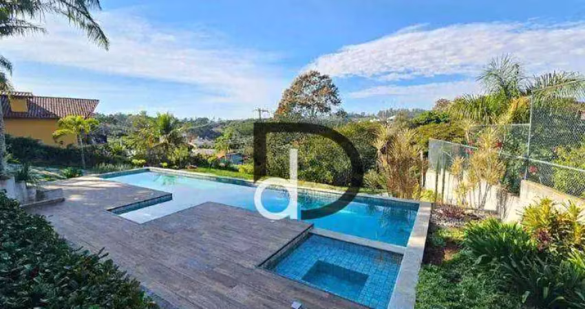 Casa com 2 dormitórios à venda, 266 m² por R$ 2.350.000,00 - Condomínio Marambaia - Vinhedo/SP