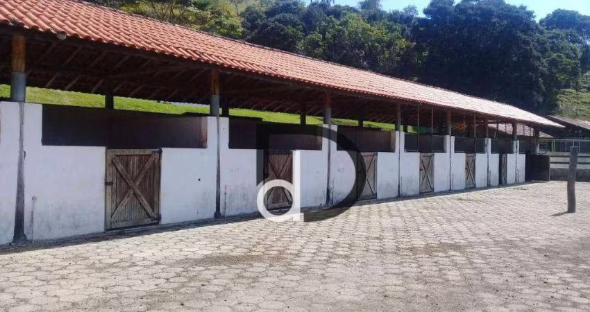 Sítio com 10 quartos à venda, 67866 m²