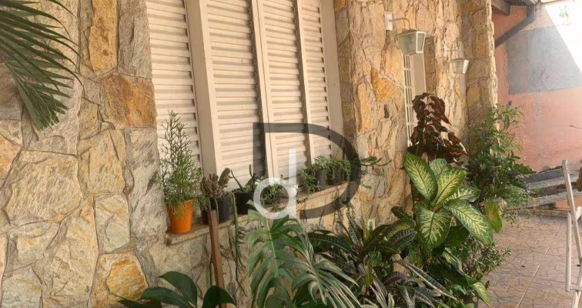 Casa de 250 m² de área útil bem localizada em uma rua tranquila no Jardim Bela Vista Vinhedo/ SP