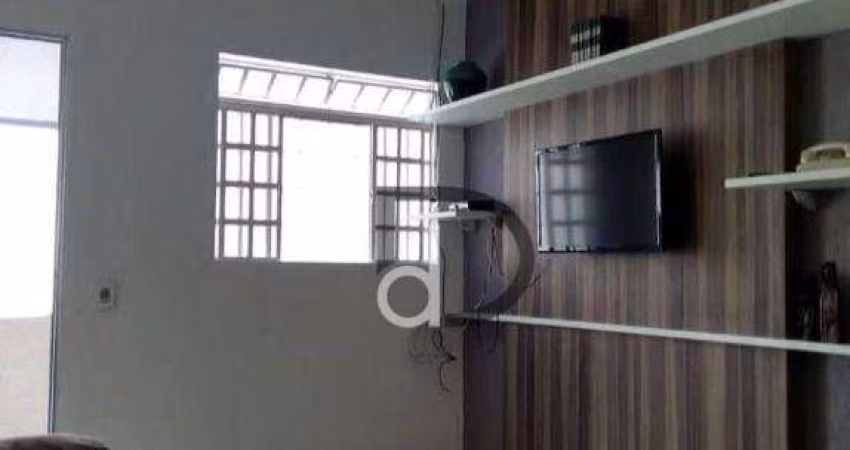 Casa de 100 m2 de área construida, bem localizada na cidade de Vinhedo/SP