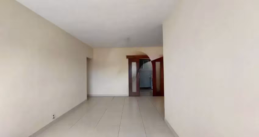 Espetacular apartamento em icaraí, 2 quartos, sendo 1 suíte, 1 vaga de garagem.  no miolo do bairro!