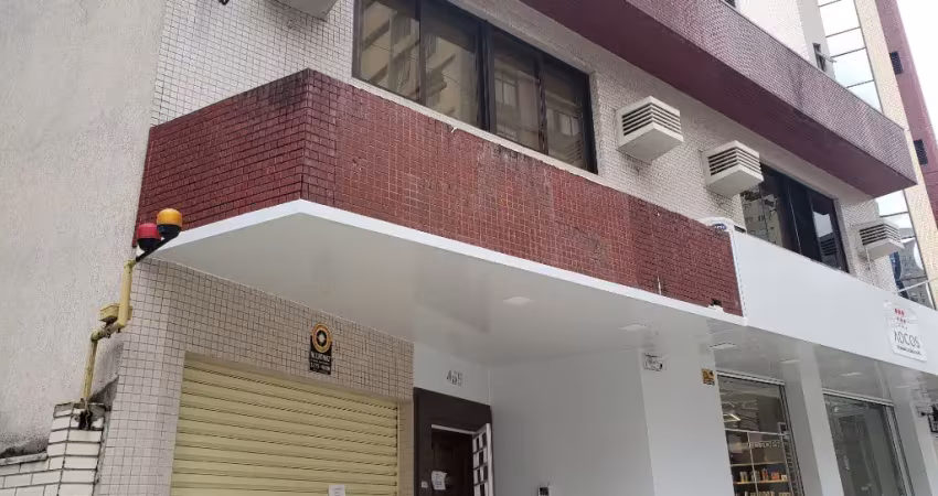Sala comercial com 1 sala para alugar na Avenida Vicente Machado, 455, Centro, Curitiba