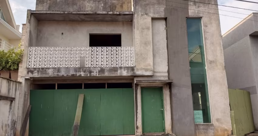 EXCELENTE SOBRADO EM CONDOMÍNIO