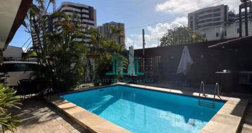 Casa no Vera Arruda com Piscina com 191m² com 3 Quartos  na Jatiuca - Maceió Alagoas