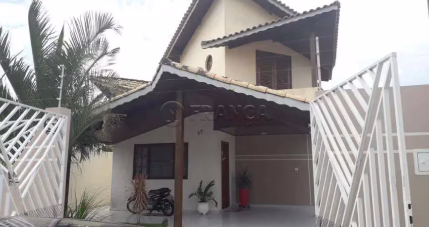 Casa com 3 quartos à venda no Jardim Terras de Santa Helena, Jacareí 