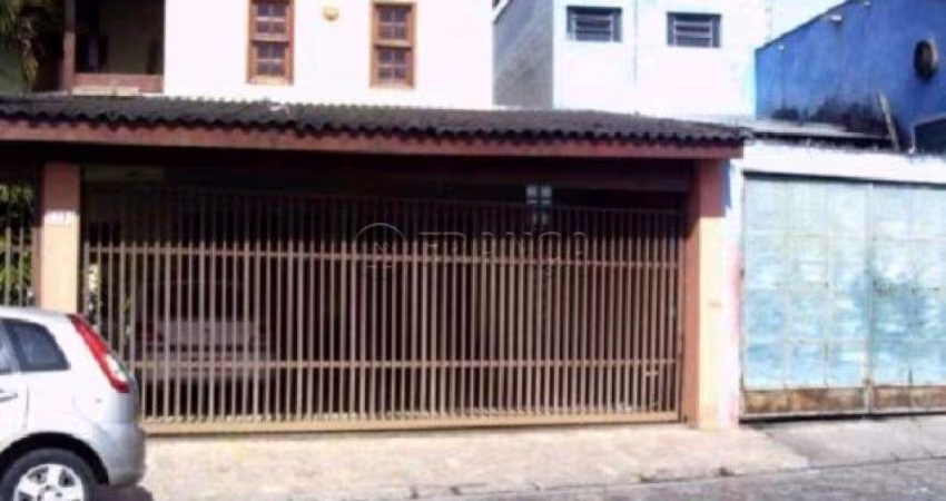 Casa Padrão em Jacareí