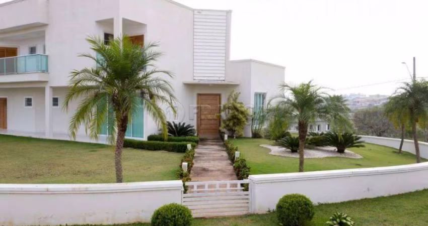 CASA EM CONDOMINIO 05 QUANTOS SENDO 04 SUITES - LAGO DOURADO - JACAREÍ SP