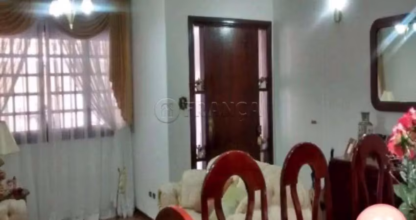 Casa com 2 quartos à venda no Jardim Paraíba, Jacareí 