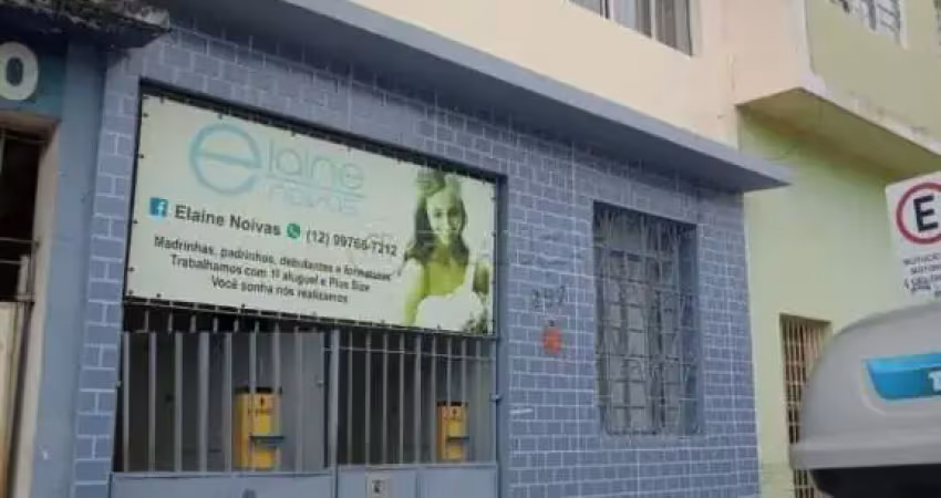 Sobrado no centro de jacareí   residencia e comércio