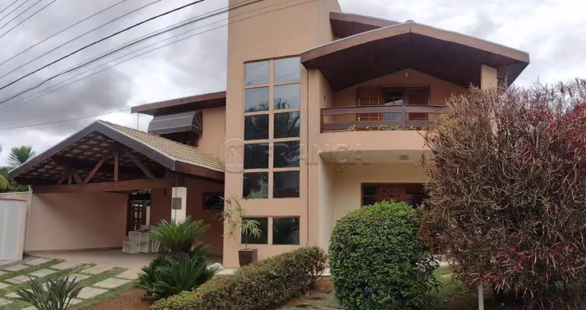 Casa condomínio 5 dormitórios sendo 1 suíte master e 1 suíte simples