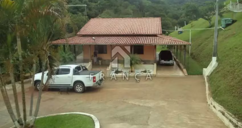 Sítio à venda porteira fechada na estrada rio do peixe, bairro de guaratinguetá - sp