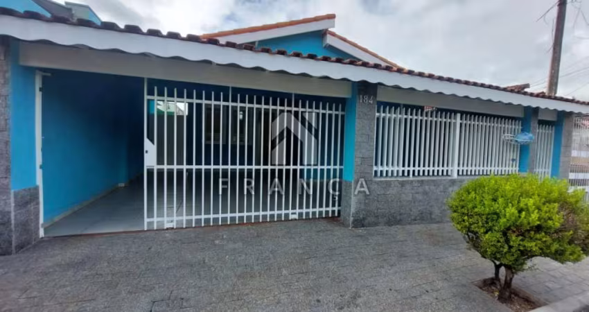 Casa Padrão em Jacareí