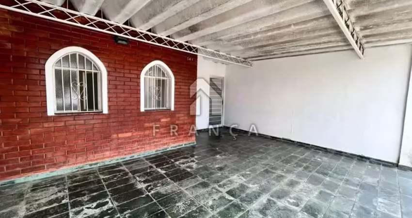 Casa com 3 quartos à venda na Vila Martinez, Jacareí 