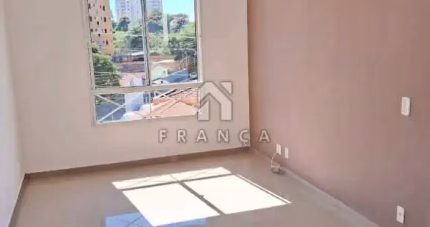 Apartamento com 2 quartos para alugar na Cidade Jardim, Jacareí 