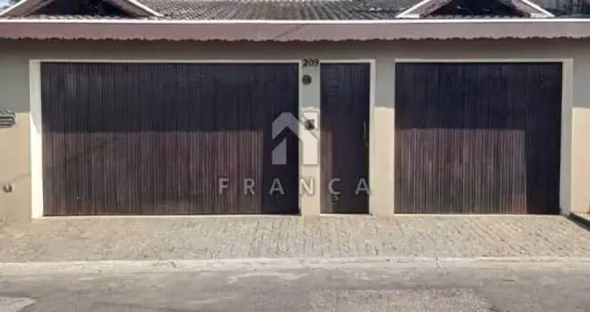 Casa com 4 quartos à venda no Jardim Califórnia, Jacareí 