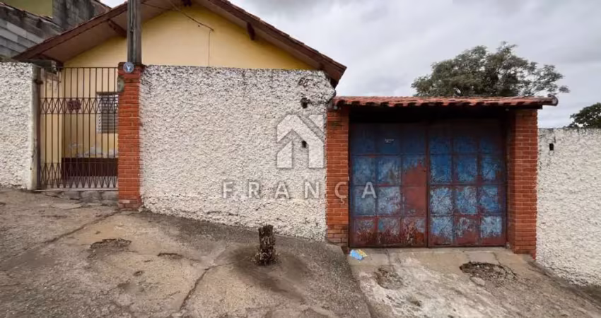 Casa com 3 quartos à venda no Jardim Dora, Jacareí 
