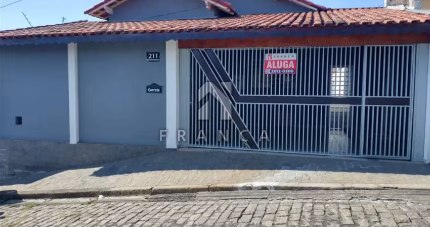 Casa 2 dormitórios + 1 dormitório parte externa - centro - jacareí
