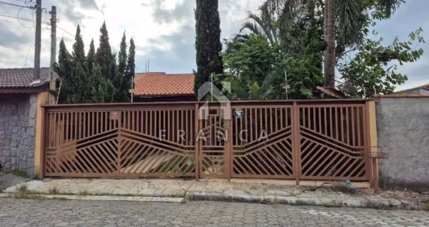 Casa 4 dormitórios sendo 1 suite jardim santa maria em jacareí