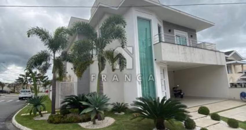 Excelente casa com 3 dormitórios  no Condomínio Crystal Park