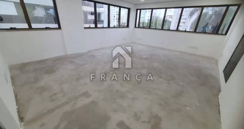 Comercial Sala em Condomínio em São José dos Campos