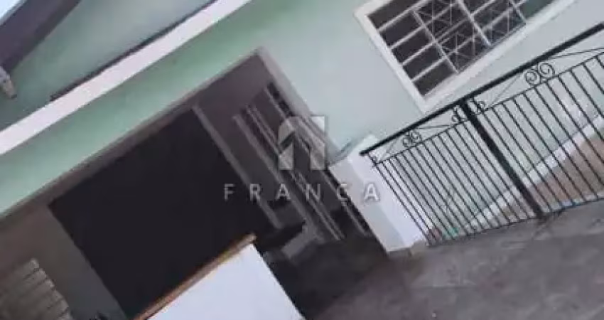 Locação casa com 03 dormitórios - centro - monteiro lobato