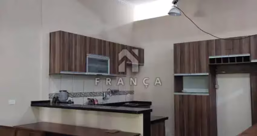 Casa com 3 quartos para alugar na Vila Aprazível, Jacareí 