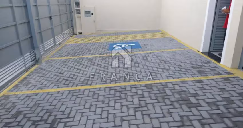 Barracão / Galpão / Depósito à venda no Jardim Altos de Santana II, Jacareí 