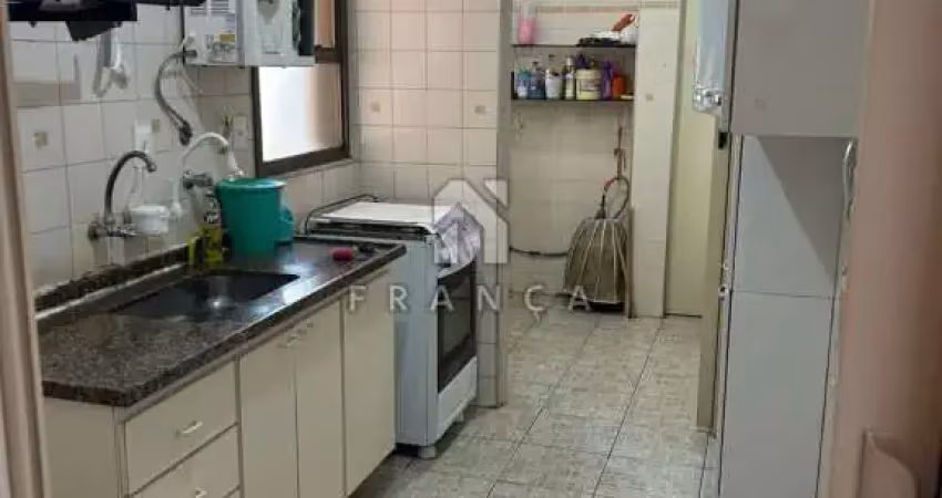 Apartamento com 3 quartos para alugar na Cidade Jardim, Jacareí 