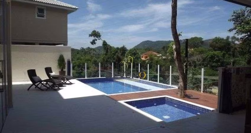Casa em Condomínio 4 quartos no Sapê