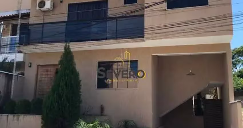 Casa  4 quartos em Condomínio no Arsenal