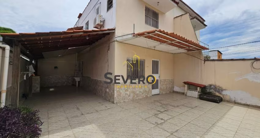 Casa Duplex 2 quartos na Trindade