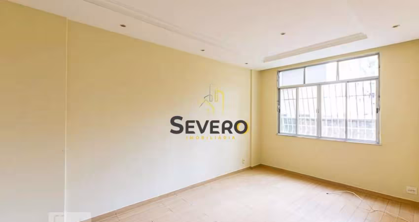 Apartamento 2 quartos na quadra da Praia de Icaraí