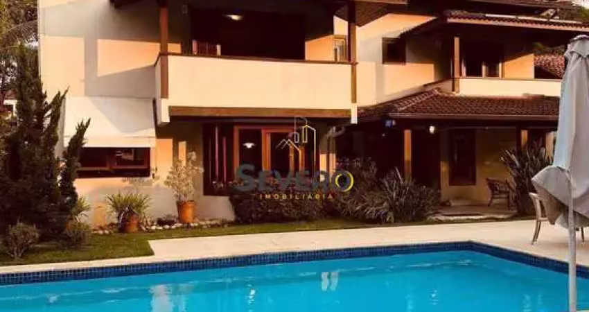Casa Alto Padrão no Vale de Itaipú