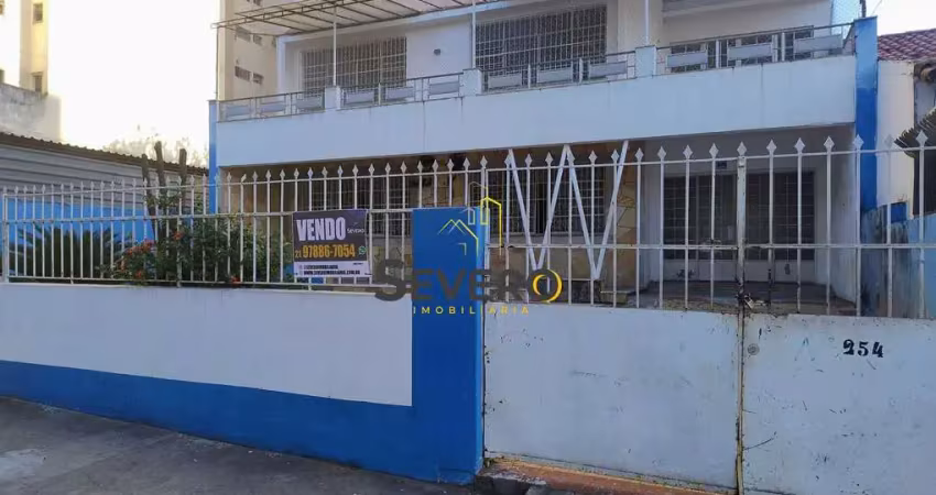Casa com 5 quartos à venda na Rua General Antônio Rodrigues, Centro, São Gonçalo