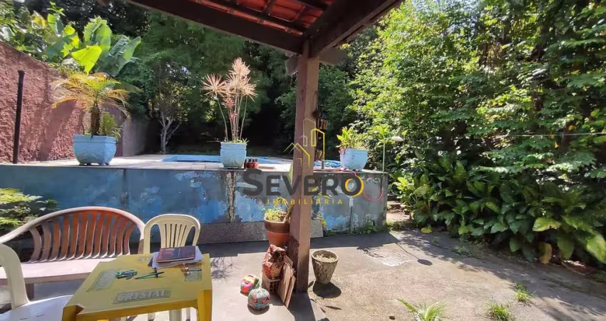Área com 1890m², de frente para a rua principal, em nova cidade