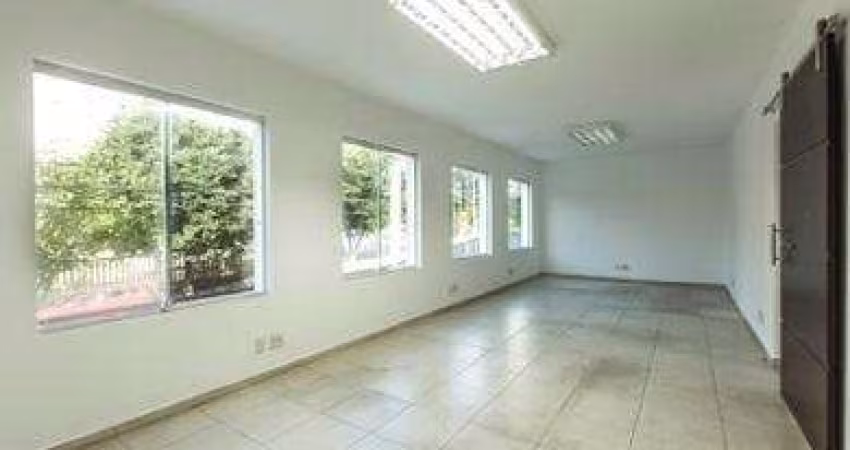 Casa com 6 quartos para alugar no Campo Belo, São Paulo 