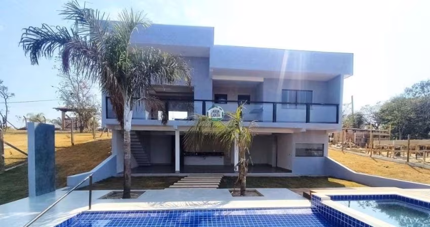Casa com 3 dormitórios à venda, 225 m² por R$ 950.000,00 - Condomínio Vale Do Luar - Jaboticatubas/MG