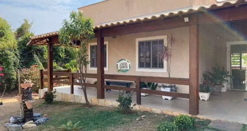 Casa com 4 dormitórios à venda, 240 m² por r$ 695.000,00 - condomínio estância da mata - lagoa santa/mg