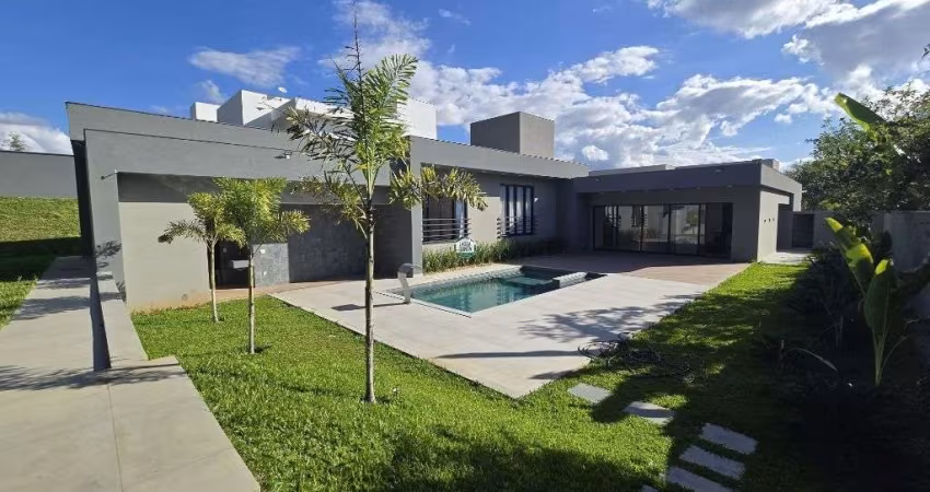 Casa com 3 dormitórios à venda, 298 m² por R$ 3.500.000 - Condomínio Pontal da Liberdade - Lagoa Santa/MG