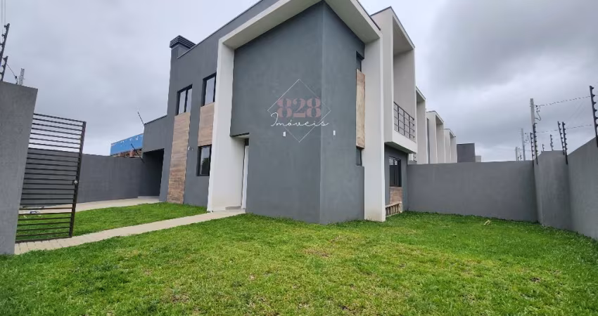 Sobrado 3 dormitórios | Suite | 3 vagas | Com terreno em Pinhais