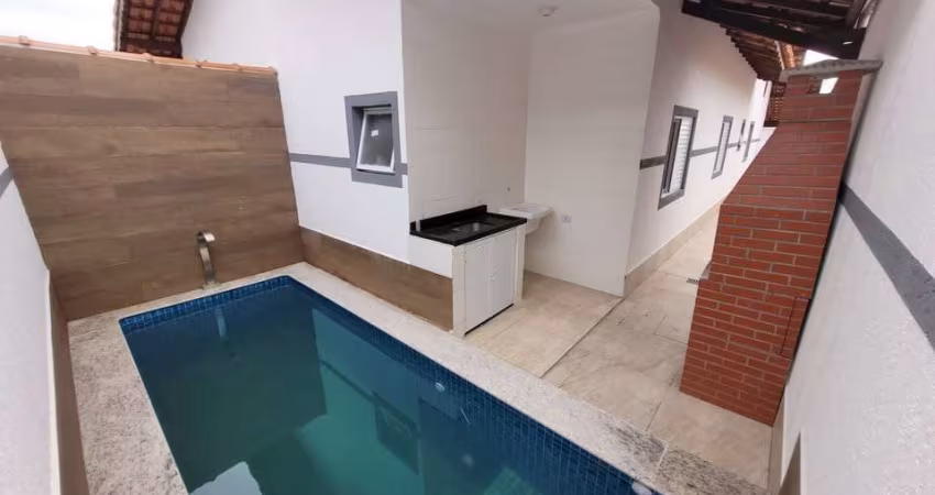 Casa para Venda em Mongaguá, Balneário Itaóca, 2 dormitórios, 1 suíte, 2 banheiros, 2 vagas