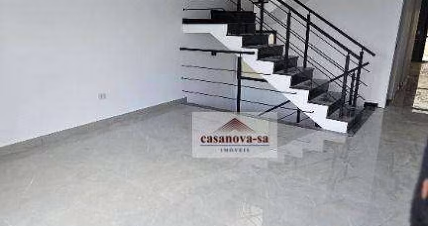 Sobrado com 3 dormitórios à venda, 231 m² por R$ 890.000,00 - Vila Lucinda - Santo André/SP