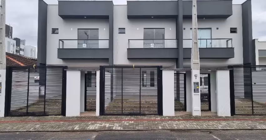 Excelente geminado para venda no bairro Vila Nova